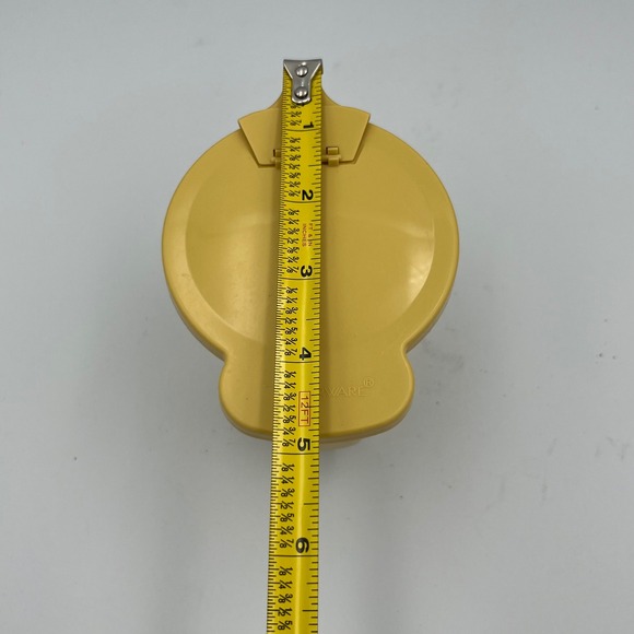 Tupperware Yellow Pitcher Server Container with Lid Vintage Retro‎ Kitchenware - Picture 8 of 8